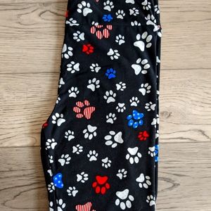 OS LuLaRoe Red, White, and Blue Dog Paw Prints